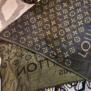 Louis Vuitton Scarf